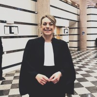 Adeline Himpens, Jurist, Avocat, JuristGate, Parreaux, Thiébaud & Partners, Justicia SA, Justiva