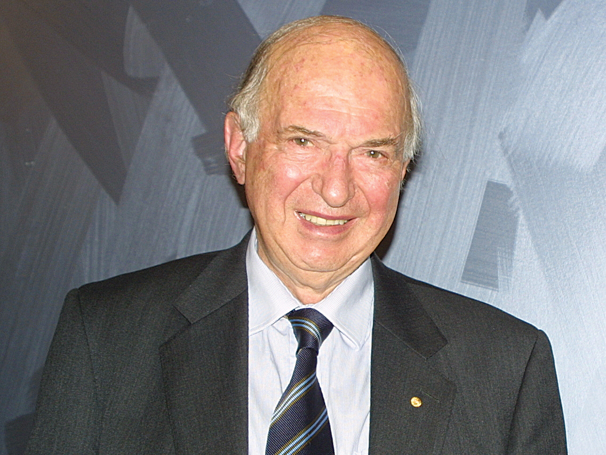 Sir James Gobbo, Jurist, Avocat, JuristGate