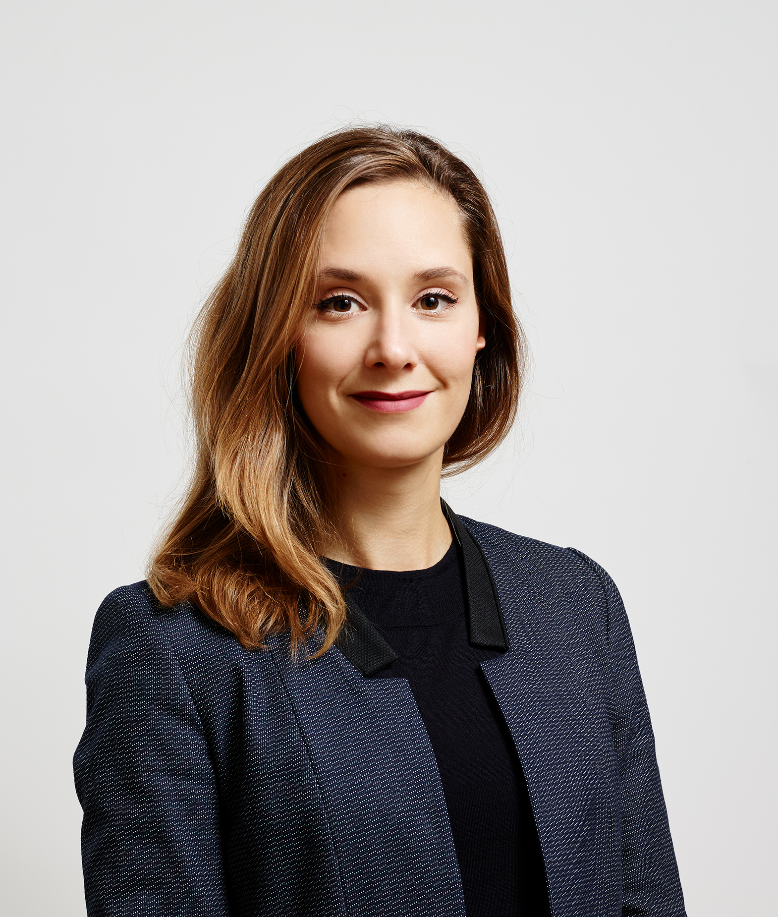 Julie Krattinger, Jurist, Avocat, Parreaux, Thiébaud & Partners, Justicia, Justiva, JuristGate