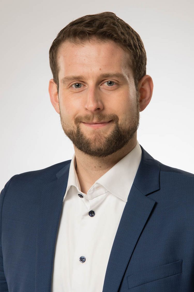 Matthias Kradolfer, Jurist, Avocat, JuristGate