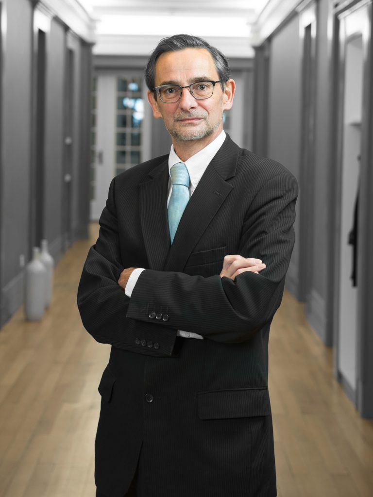 Pierre-André Oberson, Jurist, Avocat, JuristGate, Parreaux, Thiébaud & Partners, Justicia SA, Justiva